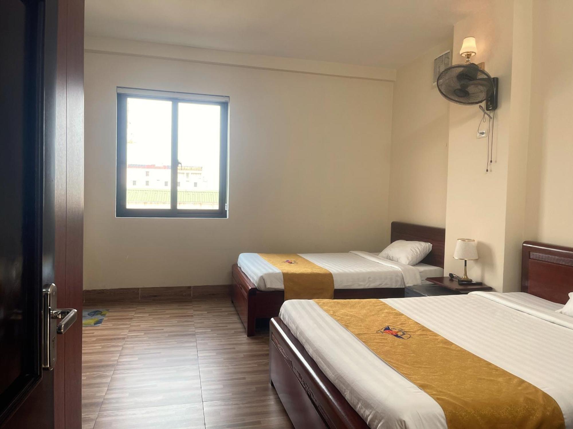 Hotel Khach San Hoa Binh Quang Tri Dong Ha Zewnętrze zdjęcie