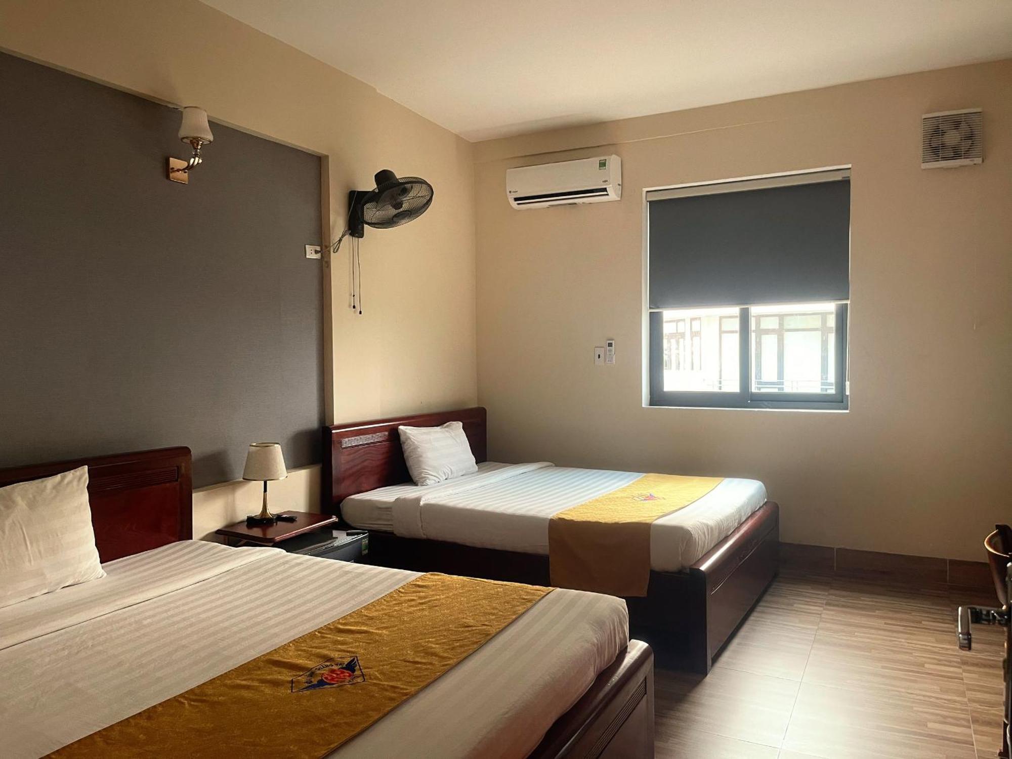 Hotel Khach San Hoa Binh Quang Tri Dong Ha Zewnętrze zdjęcie